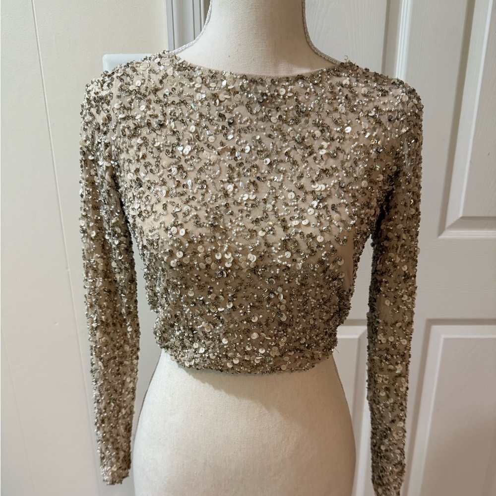 Alice + Olivia Silver Sequin Long Sleeve Crop Top